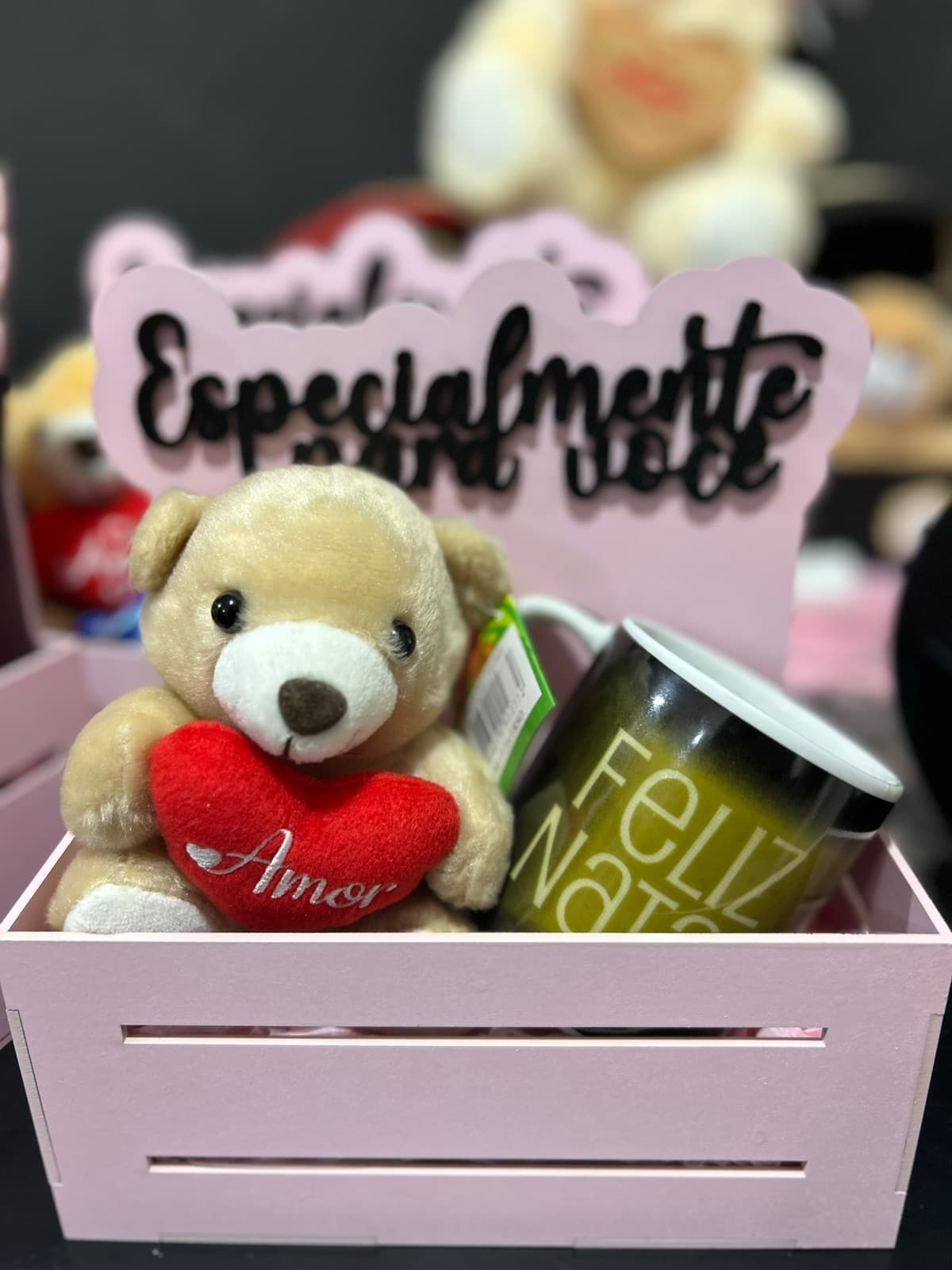 Cesta de presente com pelúcia
